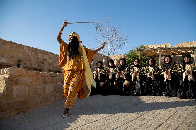 Henna Fantasia - Jordan Folklore Night - What the two-hour program actually offers