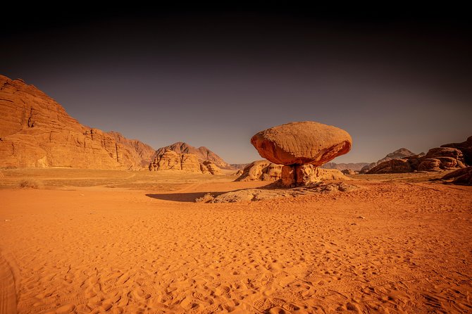 horse riding 2 hours tour in Wadi Rum - Little Rock Bridge and a manageable climb
