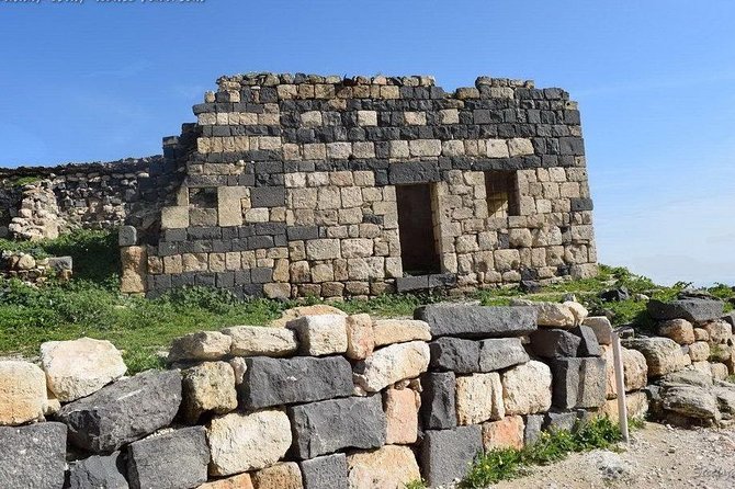 Jerash, Ajloun, and Umm Quais Full-Day Tour - Ajloun Castle and the medieval change of pace