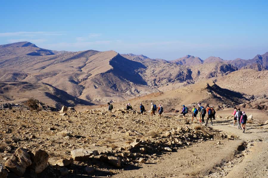 Jordan Trail: Dana to Petra 4-Day Trekking Tour - Group size and guide style