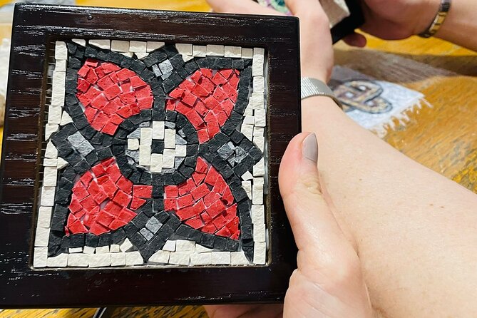 Mosaic Art Class in Amman - What happens at the Ibn Qais Al Ruqayyat Street studio