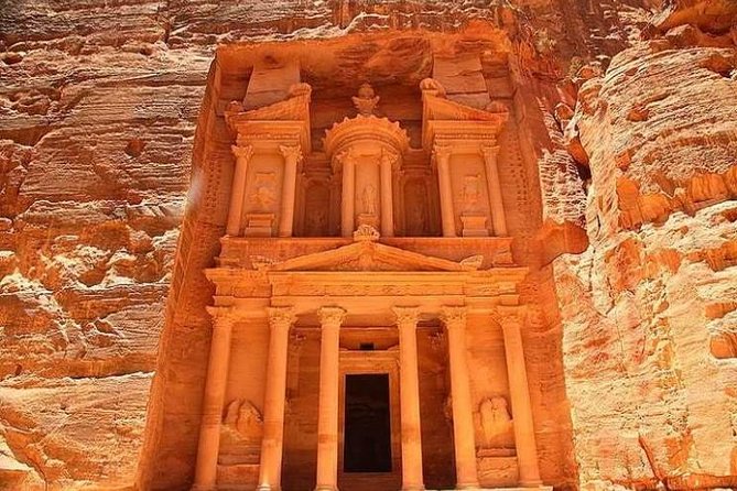 Multi day tour in Jordan - 08 Days - A full day inside Petra