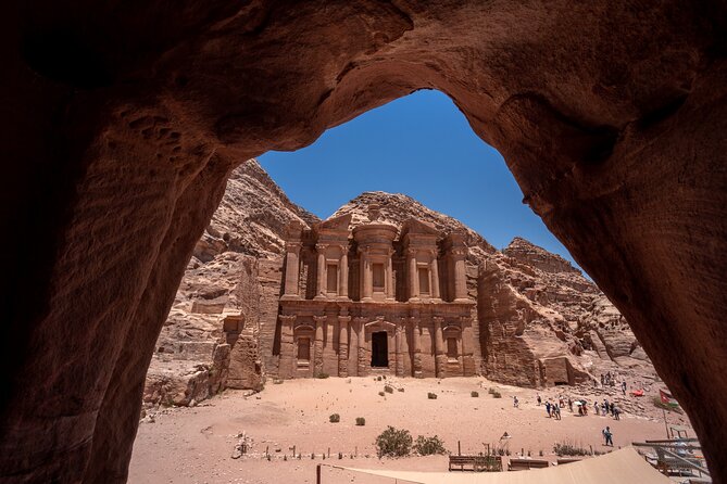 Petra 1 Day Tour from Aqaba - Five hours inside the ancient city