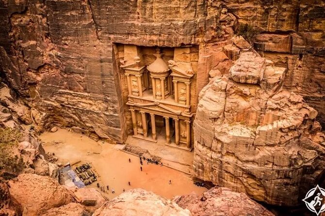 Petra Full-Day Private Tour from Amman - The Treasury, facades, and royal tombs