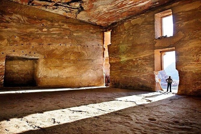 Petra Full-Day Private Tour from Amman or Airport - Qasr Al Bint and the return walk