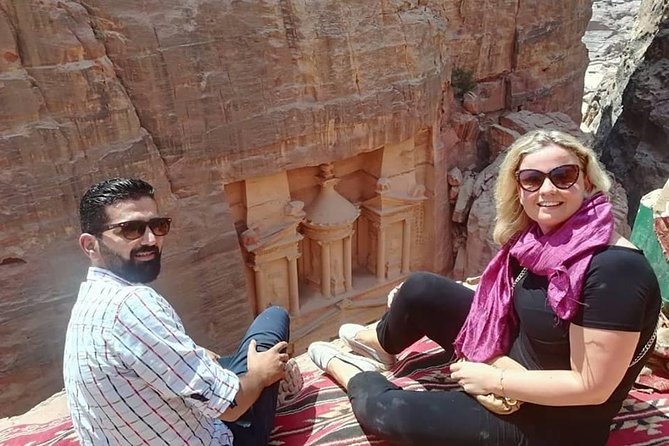 Petra, Wadi Rum & Dead Sea 2 days tour from Amman - The comfort of a private car on long Jordan roads