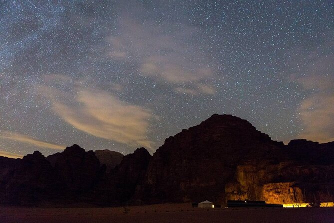 Private 1 Day Wadi Rum Desert Tour - Tea, Shade, and a Bedouin Welcome