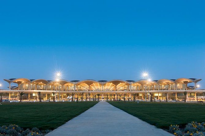 Private Airport transfer service From / To QAIA. - Key points at a glance