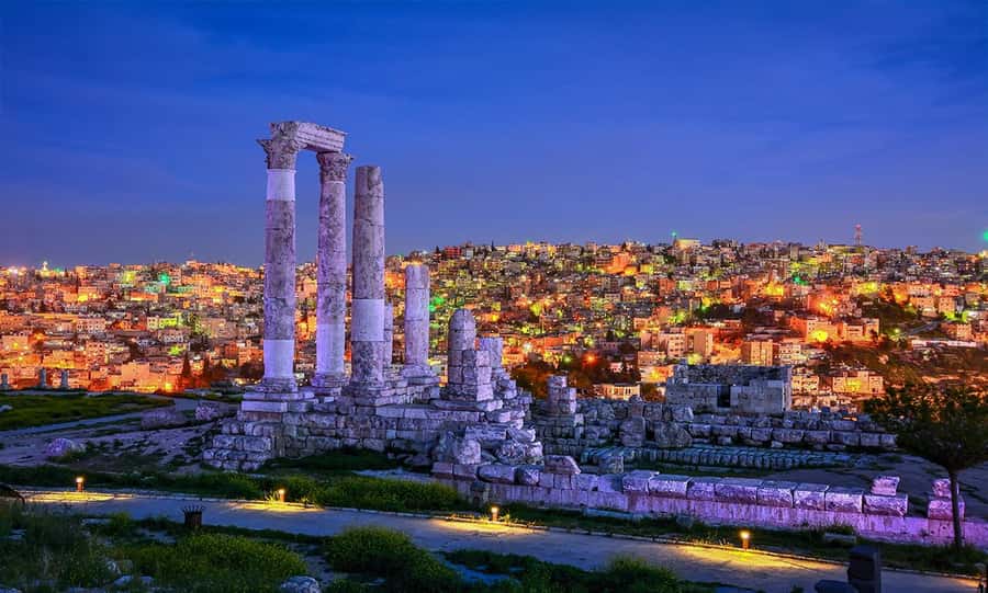 Private Day or Night Amman Sightseeing - Abdoun and Swefieh, where Amman turns modern