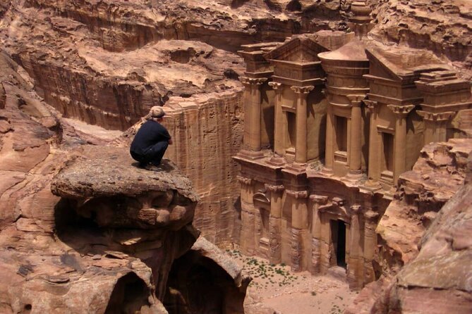 Private Day Trip to Petra From Amman - What the private car changes