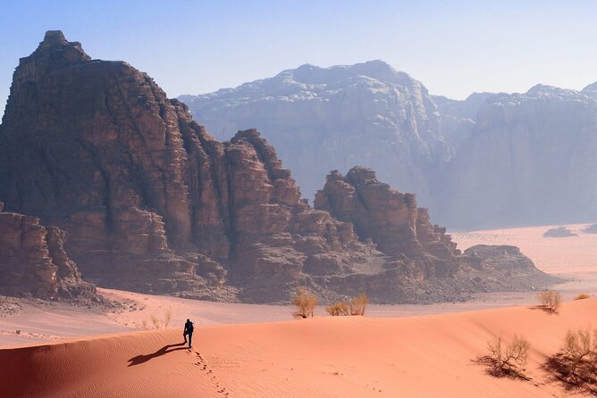 Private Full-Day Trip To Petra And Wadi Rum - Meeting the guide at Petra’s Visitor’s Centre