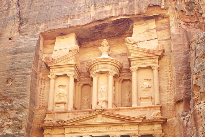 Private Petra Back Entrance Tour with Guide . - What the $140 price is really buying