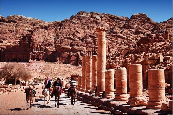 Private Petra Day Trip Including Amman Sightseeing from Amman - The Treasury and Petra’s classic route