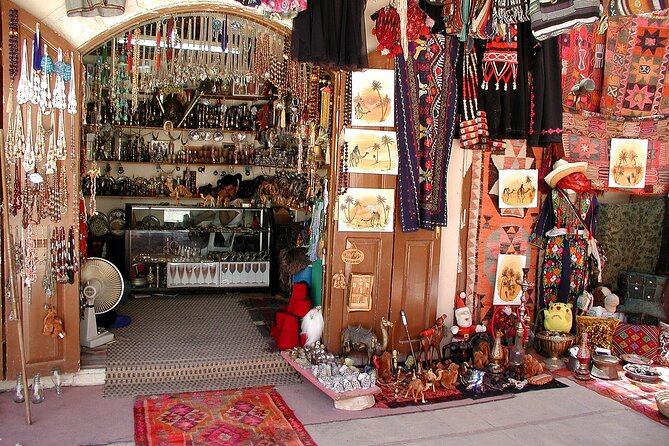 Private Shopping Experience - The Amman sightseeing and food question