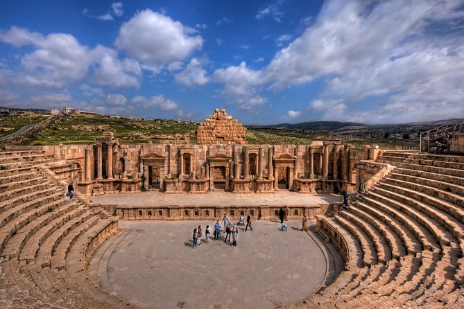 Private Tour Jerash and Dead Sea with lunch - Walking Through Jerash’s Roman Ruins