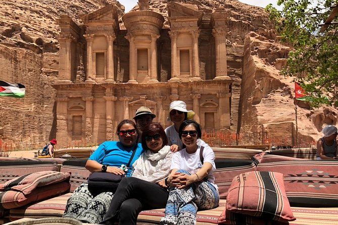 Private Tour Petra with Monastery El Deir and lunch - Walking through the Siq to the Treasury