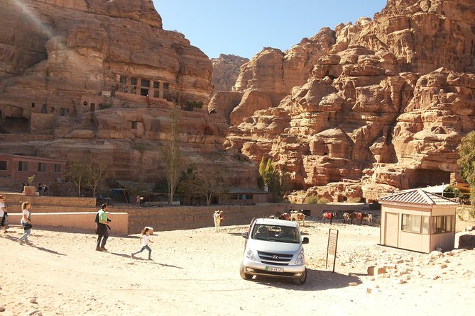 Private Transfer From Petra to Amman or Airport With Optional - The King’s Highway and its historic stops