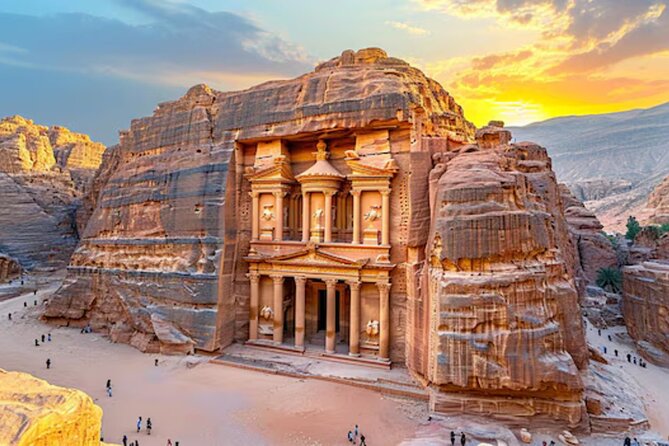 Two-day exploration of Petra and Wadi Rum - What the driver adds to the experience