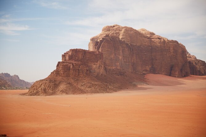 Two-Hour Jeep Safari "Wadi Rum Highlights!" w/ Professional Guide - Small Arch and a little hands-on scrambling