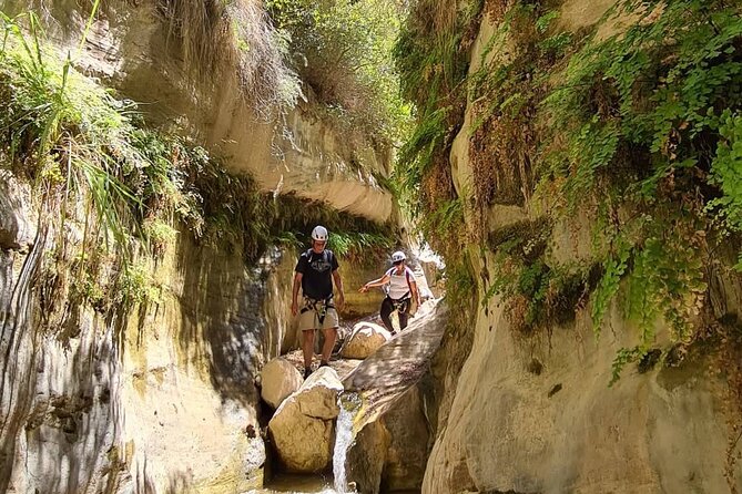 Wadi Hora and Wadi Bin Hammad Canyoning Adventure - Two rappels, with the biggest descent reaching 20 meters
