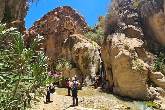 Wadi Hora and Wadi Bin Hammad Canyoning Adventure - The short return through the canyon