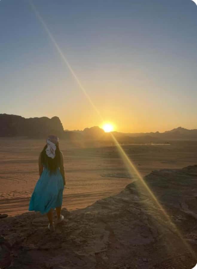 Wadi Rum (2) hour jeep morning tour or sunset tour - Morning or sunset: choosing the right departure