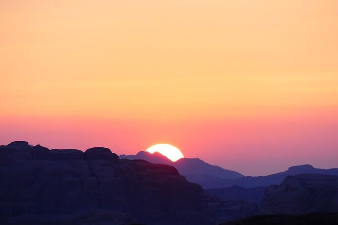 Wadi Rum 4-Hour Sunset Tour - Wadi Rum Desert Highlights - Key points at a glance
