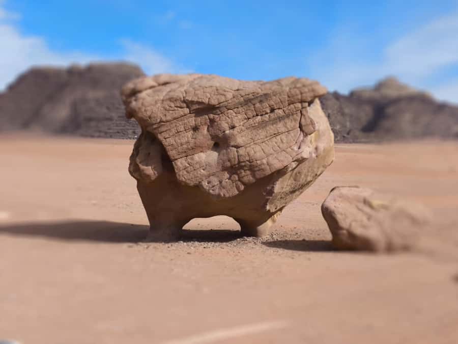 WADI RUM: ALL DAY JEEP TOUR with overnight and full meals - Breakfast with mountain views