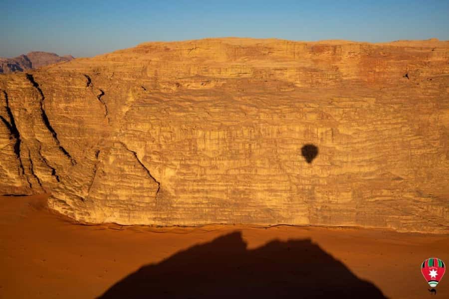 Wadi Rum: Balloons Over Rum - Landing and return to camp