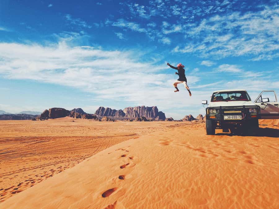 Wadi Rum: Camel Ride with tea and Bedouin Guide - Guide communication and desert conditions