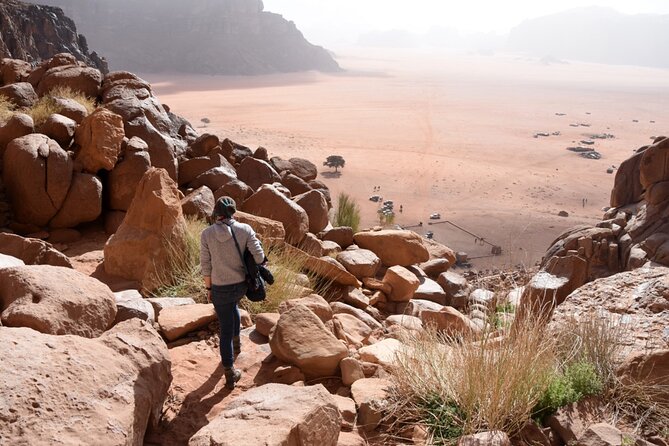 Wadi Rum: Explorer Jeep Tour PASS + Local Food + Optional Stay - Why a full day changes Wadi Rum
