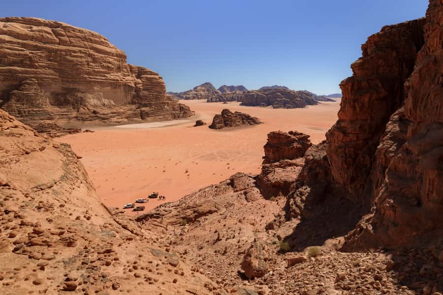 Wadi Rum: Guided Jeep Tour With Overnight Stay and Meals - Sandboarding, Abu Khashaba, and Um Frouth