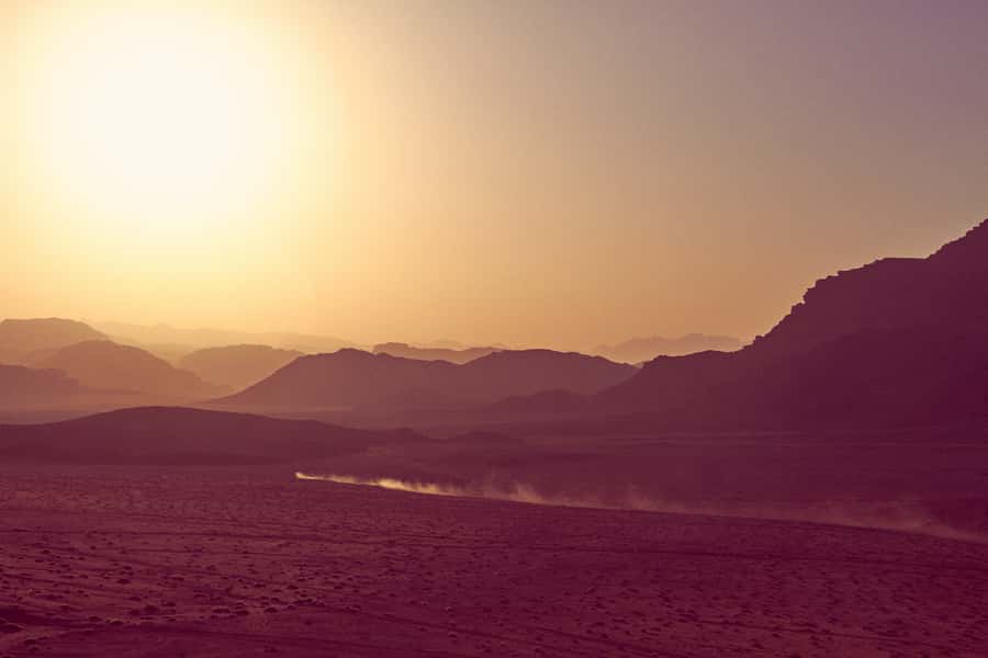 Wadi Rum: Guided Jeep Tour With Overnight Stay and Meals - Sunset tea and the return to Fire Camp