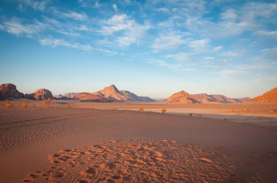 Wadi Rum: Guided Jeep Tour With Overnight Stay and Meals - Starting at Wadi Rum Rest House