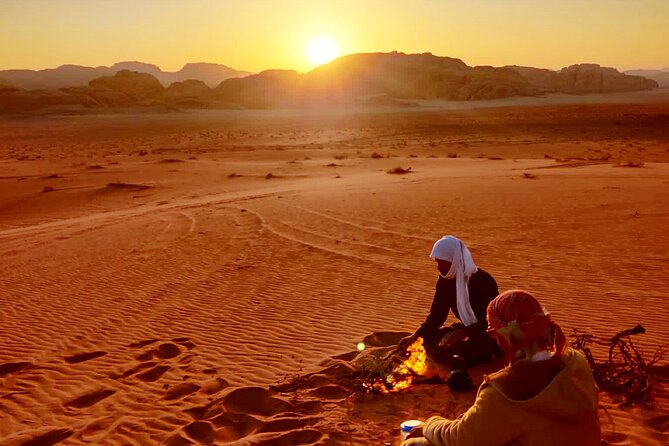 Wadi Rum Mountain Hike: Umm Ad Dami, highest point of Jordan + Jeep tour & Lunch - A short walk through Wadi Sabet