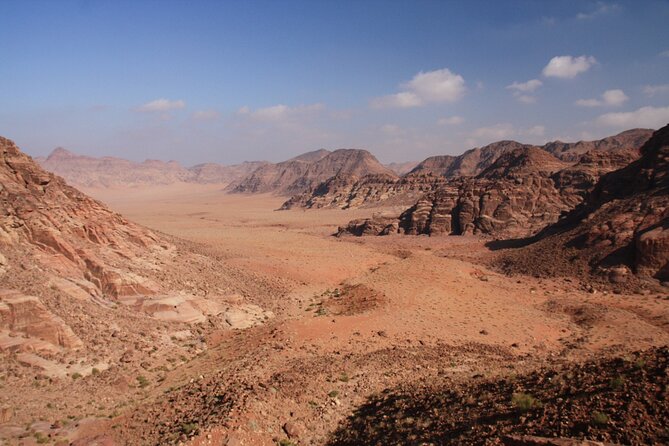 Wadi Rum: Mountain Hike with Lunch & Scenic Valley Tour - How the private format changes the day